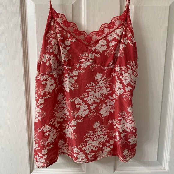 🌷3 for$25🌷Old Navy, US M, Red & White Floral Lace Trim Silk Camisole - Picture 3 of 9